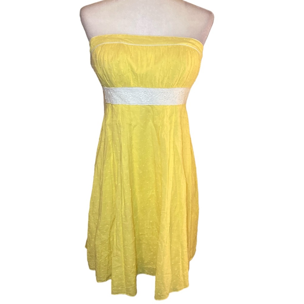 Strapless dress